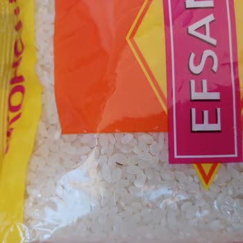 BİM Efsane Pirincin İçinden Böcek Çıktı