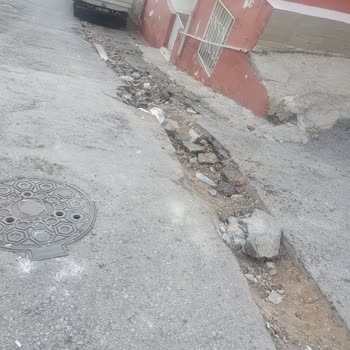 İzmir Doğalgaz Mağdur Ediyorlar Gelip Yapmıyorlar, Bekliyoruz!