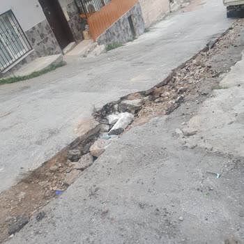 İzmir Doğalgaz Mağdur Ediyorlar Gelip Yapmıyorlar, Bekliyoruz!