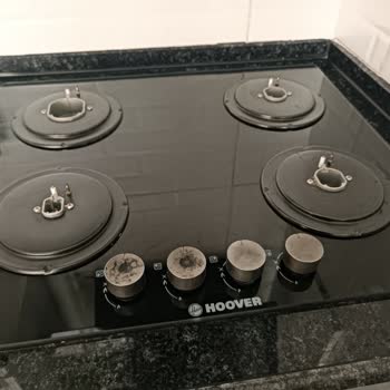 Hoover Ocak Düğmelerinin Üzerinde Renk Atması