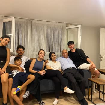 Atasun Gözlüğüm Ortadan İkiye Ayrıldı