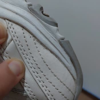 Skechers 3. Ayda Açılmalar Oldu