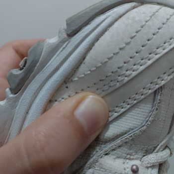 Skechers 3. Ayda Açılmalar Oldu