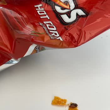 Doritos Cipsinden Kurt Çıktı