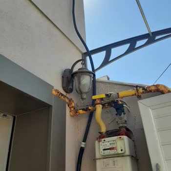 Gediz Elektrik Aboneliğinde İlgisizlik Ve Sorun Çözülmemesi