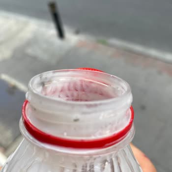 Eker Ayran Kapağındaki Şüpheli Siyahlık