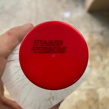 Eker Ayran Kapağındaki Şüpheli Siyahlık
