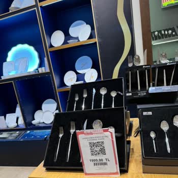 Karaca Züccaciye Karşıyaka Hilltown Mağazasında Etiket Ve Kasa Fiyatı Uyuşmazlığı