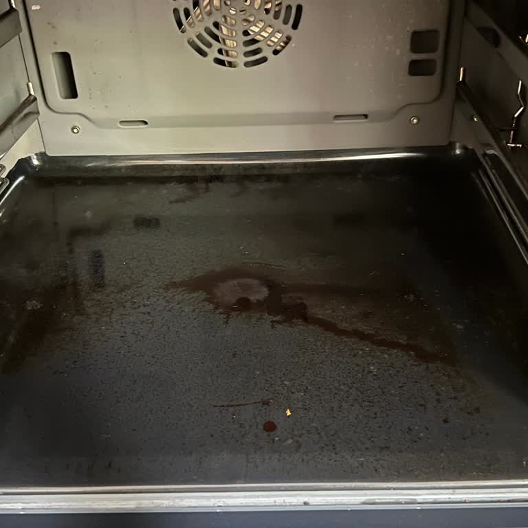 Siemens Ev Aletleri Kendi Kendini Temizleyen Fırın Lekeleri Çıkarmıyor