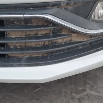 Avek Otomotiv Servis Yetkili Serviste Hayal Kırıklığı: Kirli Ve Eksik Tamir