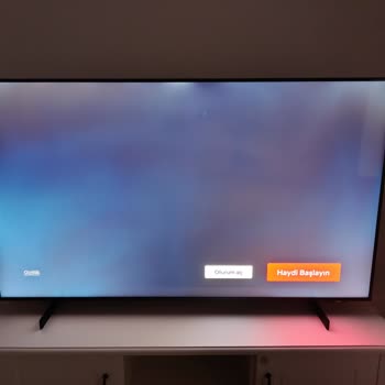 Samsung Kristal TV LED Parlaması