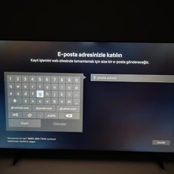 Samsung Kristal TV LED Parlaması