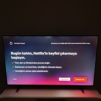Samsung Kristal TV LED Parlaması