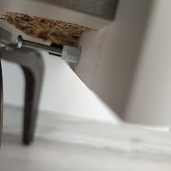 Doğtaş Konsol Ve 3 Lü Koltuk Yanlış Kuruldu Ve Günlerdir Bekliyorum.