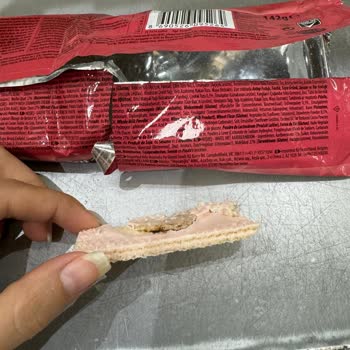 Eti Gıda Eti Hoşbeşin İçinden Çıkan Garip Şey