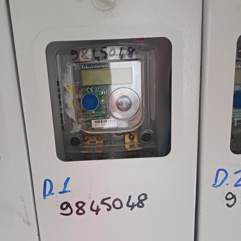 Ck Boğaziçi Sürekli Oluşan Elektrik Kesintisi