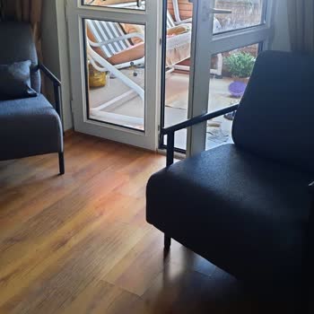 Enza Home Enza-YATAŞ Delik Koltuk- Eksik Yastık- Kötü Hizmet