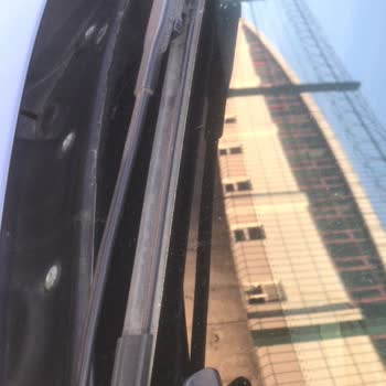 BMW F30 316i M Sport 2015 Ön Cam Fitili Çürümesi