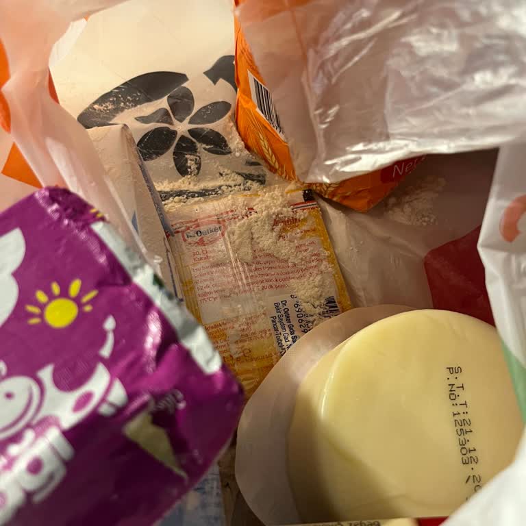 Migros Sanal Market Siparişinin Hasarlı Ve Eksik Gönderilmesi.