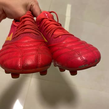 Mizuno Kramponlarda Deri Soyulması Ve Müşteri Memnuniyetsizliği