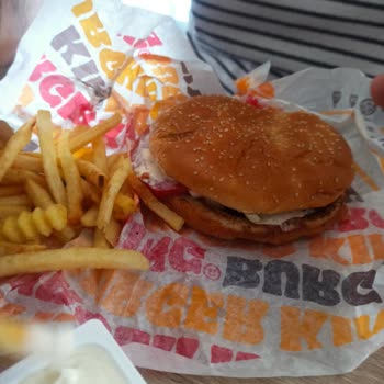Kuşadası Burger King Her Zamanki Gibi