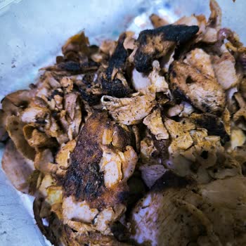 Banvit Yanmış Paketlenmiş Piliç Yaprak Döner