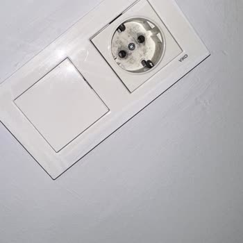 Filli Boya Dingin Gri Lila Çıktı