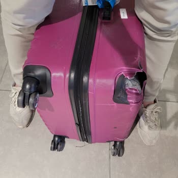 AJet Parçalanmış Bagaj Sorunu!