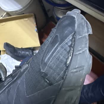 Salomon Ayakkabıda Kalite Ve Garanti Sorunu