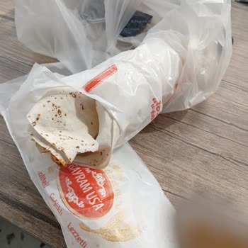 Meşhur Adıyaman Çiğköftecisi Bayram Usta Adıyaman Çiğ Köftesi Bayram Usta Çiğ Köftenin Rezil