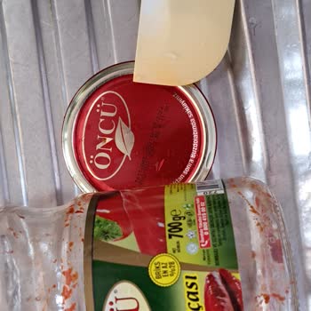 Öncü Salça Renk Bulaştı Ve Çıkmıyor