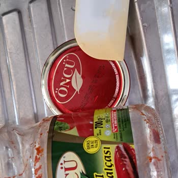 Öncü Salça Renk Bulaştı Ve Çıkmıyor