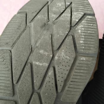 Skechers Ayıplı Ve Kalitesiz Ürün Satıyor