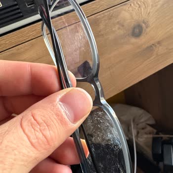 Atasun Optik Gözlük Camının Sıcaktan Erimesi