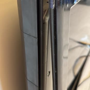 Sürat Kargo Taşınan Televizyonum Hasar Gördü