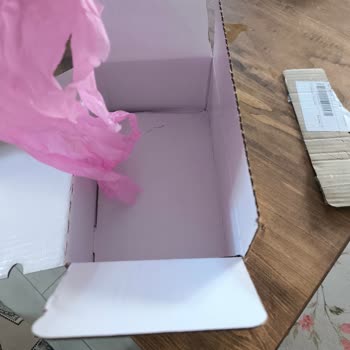 Kargoist Firması Paketimi Boş Teslim Etti