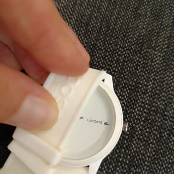 Lacoste Beyaz Saatte Renk Değişimi Ve Firma Desteği Sorunu