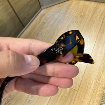 Prada Sunglasses Logo Faded – Shockingly Poor Quality for a Luxury Brand