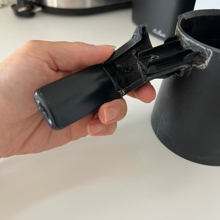 Arçelik K3300 Kahve Makinesi Sap Sorunu ve Yüksek Yedek Parça Ücreti