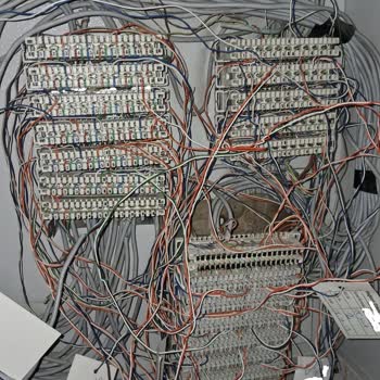 Türk Telekom Ankastre Kutusu Kötü Halde İnternetimiz Yok