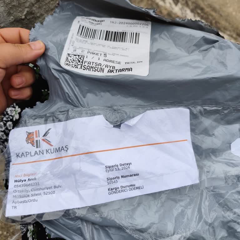 Sürat Kargo İki Taraftan Da Kargo Ücreti Alıyor