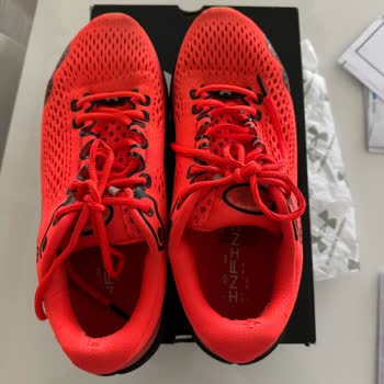 Under Armour Demek Pişmanlıktır, Bir Daha Asla