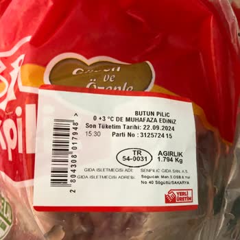 Şenpiliç Markalı Tavuktan Çıkan Yabancı Madde Şoku