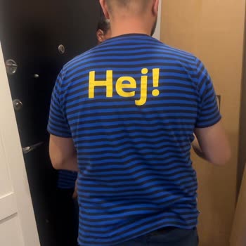 IKEA'NIN Hasarlı Teslim Ettiği Pax Dolap Kapakları