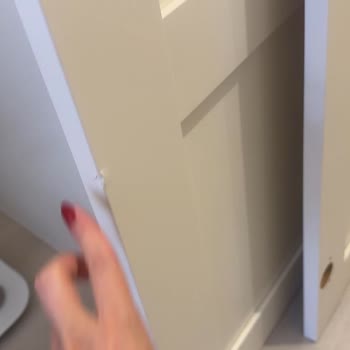 IKEA'NIN Hasarlı Teslim Ettiği Pax Dolap Kapakları