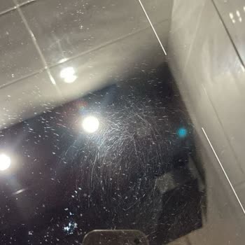 Hoover Vitroseramik Ocak Gözle Görünür Çizikleri Var