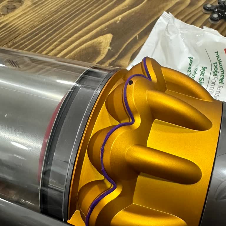 Dyson V15 Submarine İs