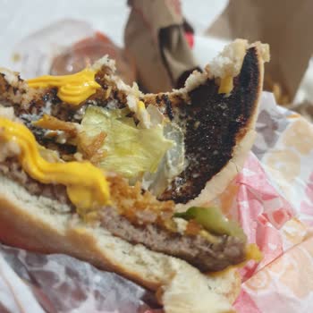 Burger King Yanmış Yemek Siparişi İle Hayal Kırıklığı
