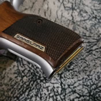 Sarsılmaz Silah Renk Atması Şarjör Oturmuyor Sürtme İzleri Var