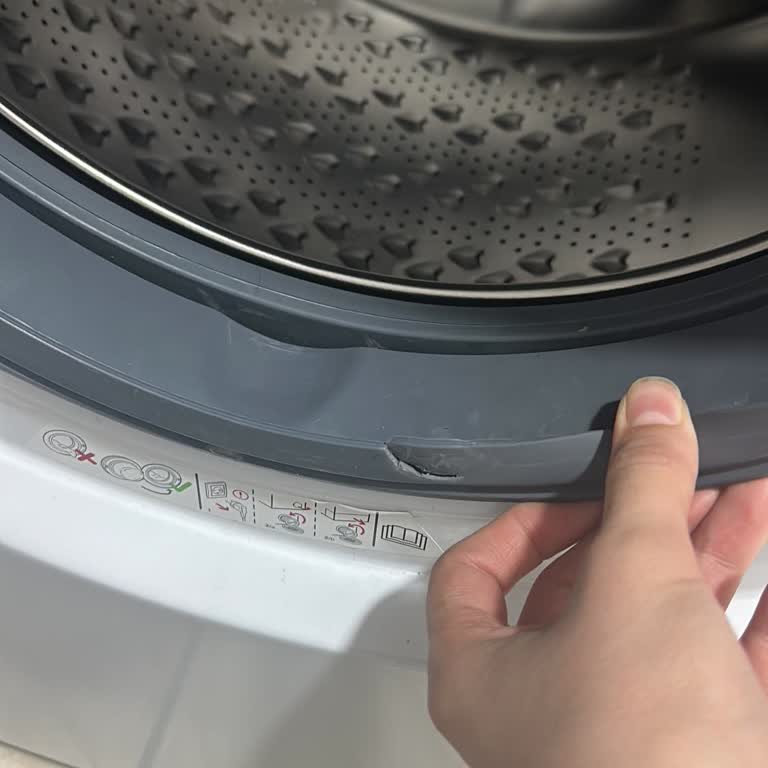 Yeni Makinenin Körük Lastiği 1 Yılda Yırtıldı